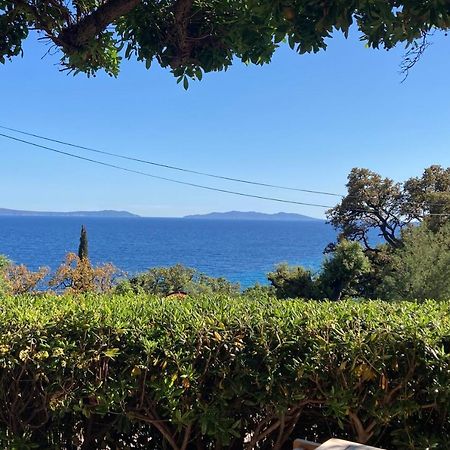 Bed and Breakfast L'Arbousier Le Le Rayol-Canadel-sur-Mer Esterno foto